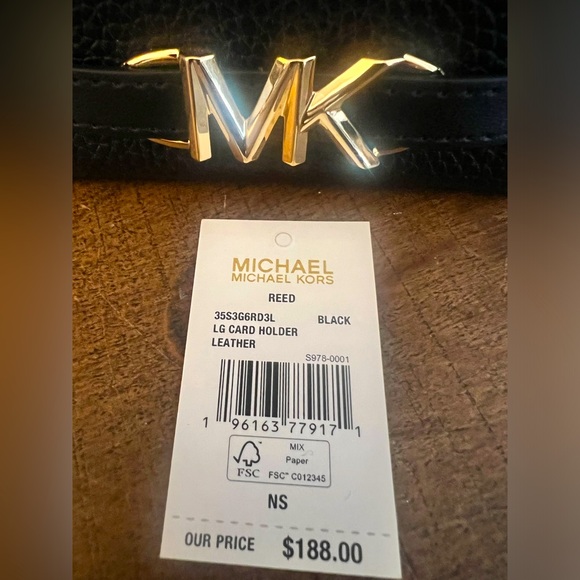 Michael Kors (Reed) Card Wallet - Picture 4 of 4